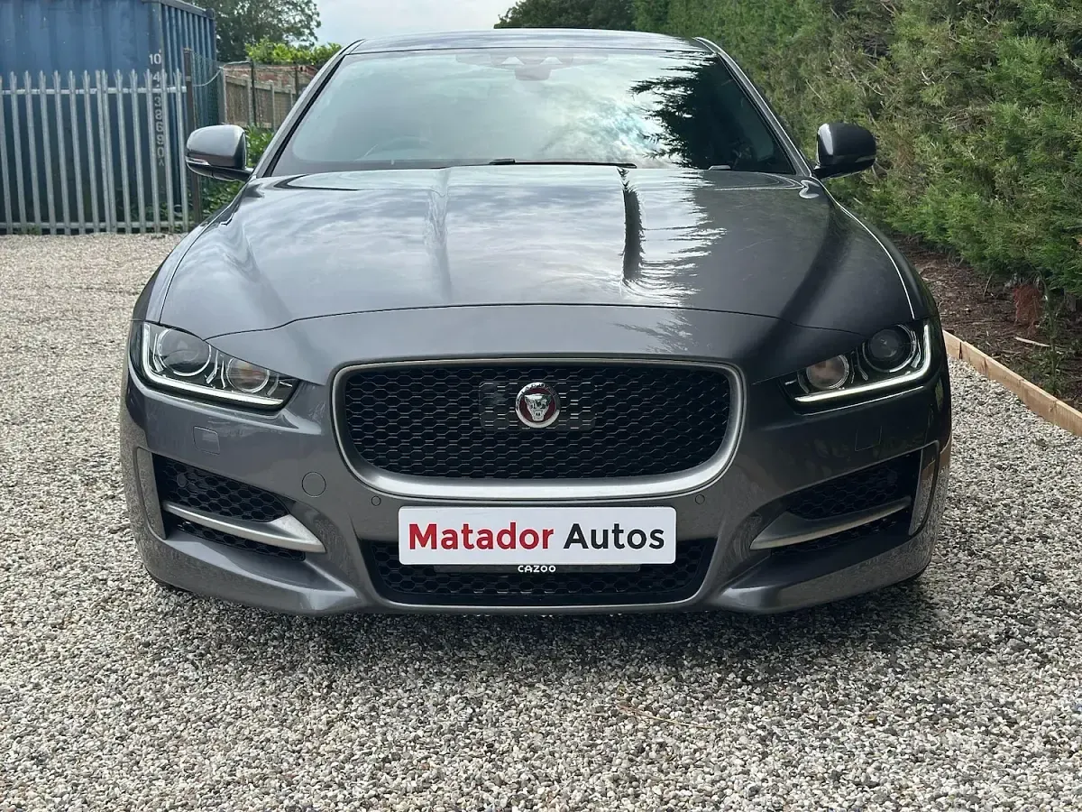 Used Jaguar XE R-Sport 180 HP (132 kW) 2018 Grey Sedan