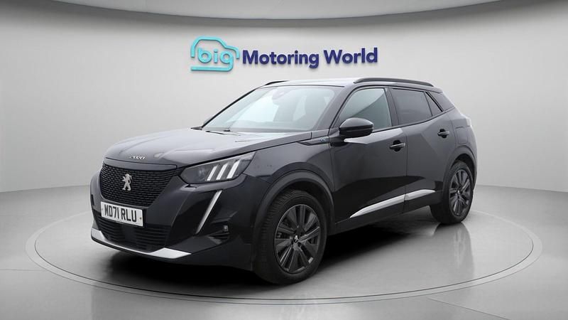 Used Peugeot e-2008 Premium 98 kW (134 HP) 2022 Black SUV