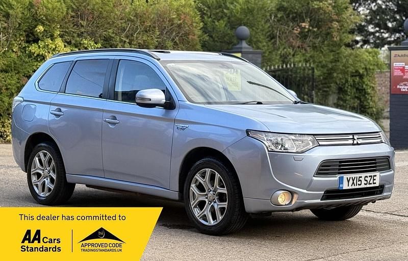 Blue Used 2014 Mitsubishi Outlander P-HEV SUV | £5,790 (A bit pricey) - Image 1/2