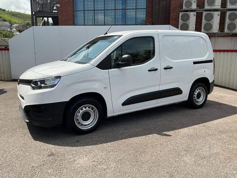 Used Toyota Proace Active 2021 White MPV