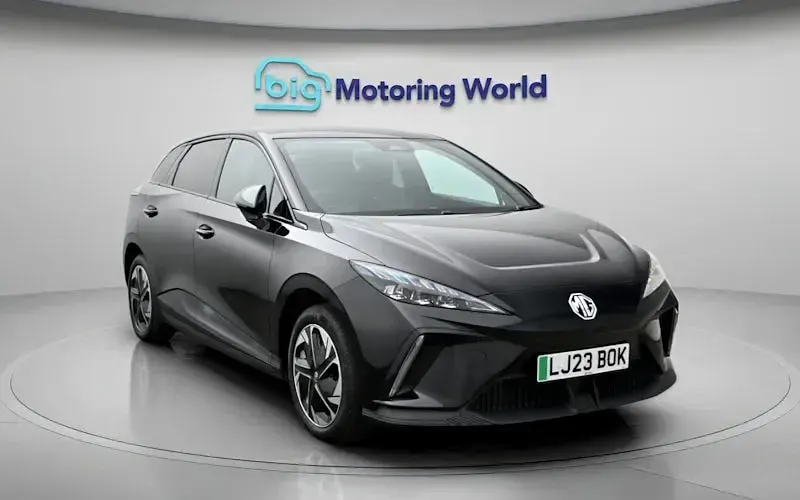 Usado MG MG4 EV Trophy 150 kW (204 HP) 2025 Citadino