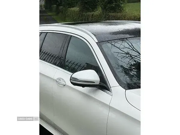 Used Mercedes E220 AMG line 194 HP (142 kW) 2019 White Estate