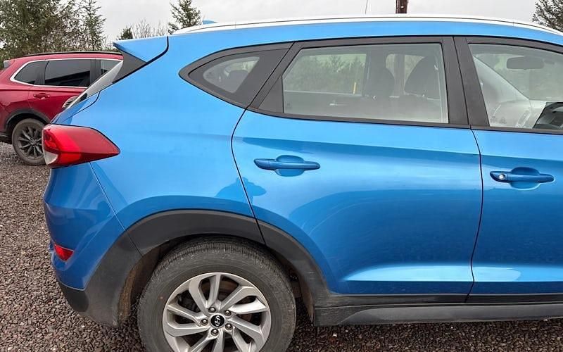 Used Hyundai Tucson SE 141 HP (103 kW) 2018 Blue SUV