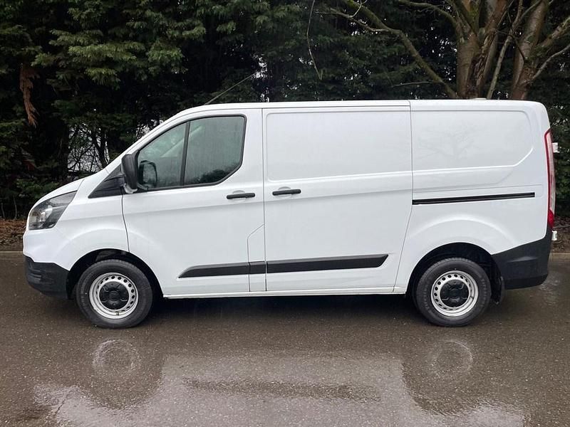 Used Ford Transit Custom 105 HP (77 kW) 2020 White Van