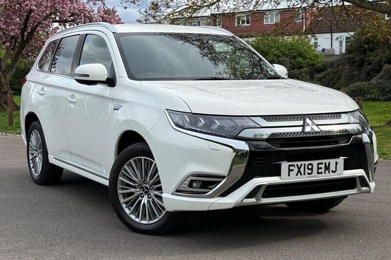 Used 2019 Mitsubishi Outlander P-HEV | £12,499 (A bit pricey) - Image 1/1