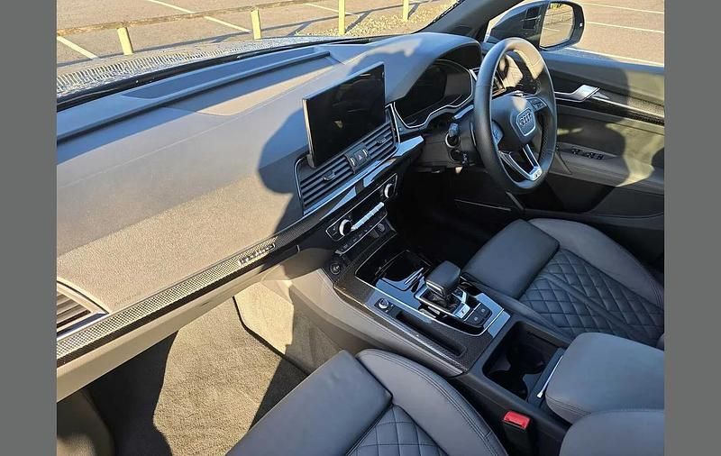 Used Audi SQ5 Comfort 336 HP (247 kW) 2025 Blue SUV