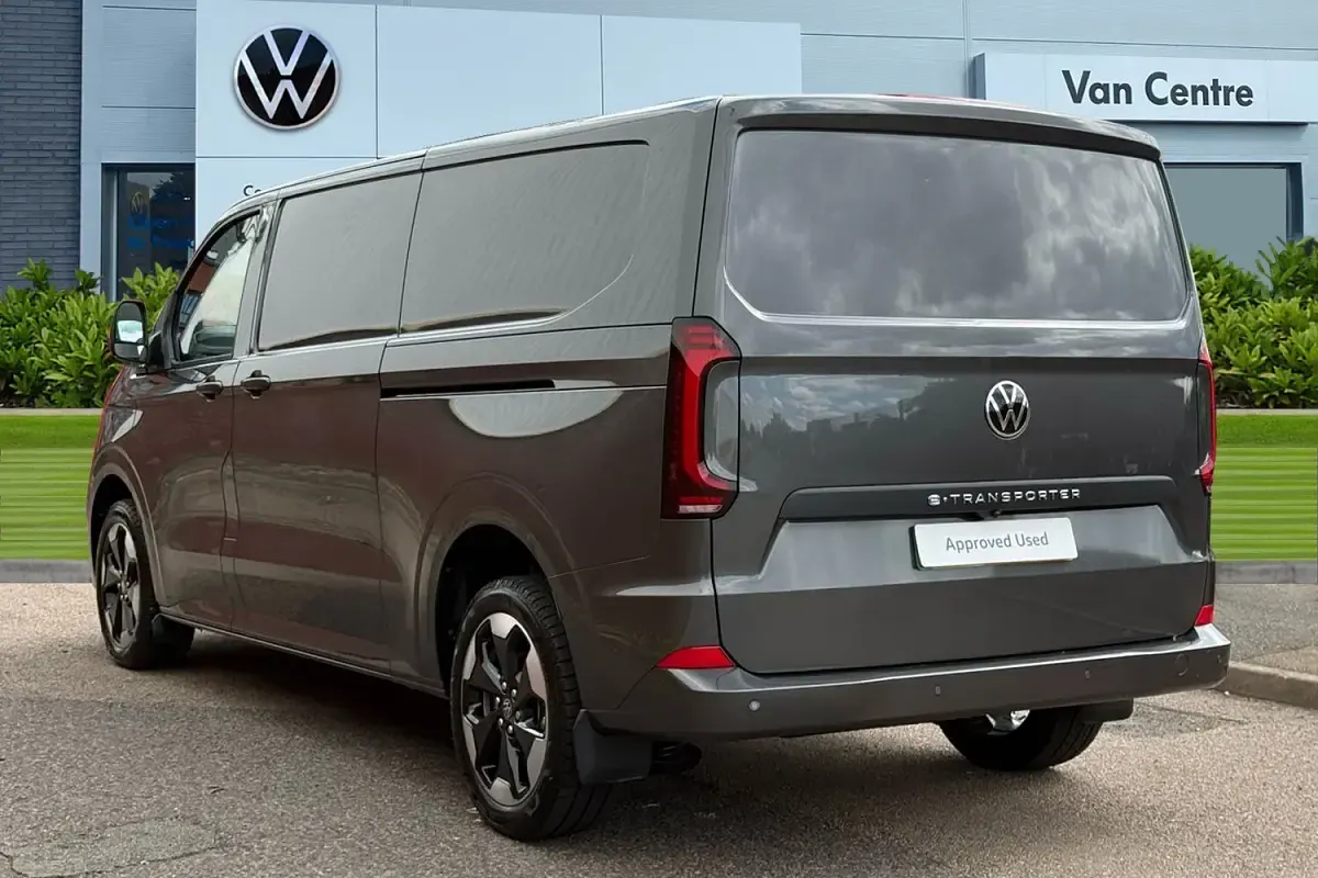 New VW Transporter Pro 160 kW (218 HP) 2026 Grey Van