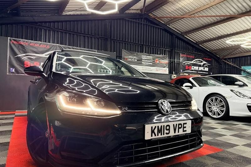 Black Used 2019 VW Golf VII R Hatchback | £18,995 (Super price) - Image 1/1