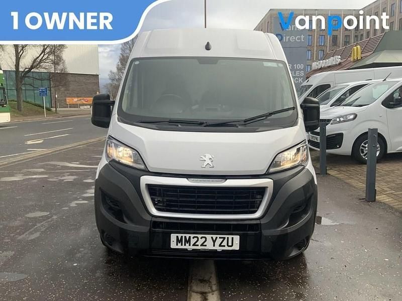 Used Peugeot Boxer S 140 HP (102 kW) 2022 White Van