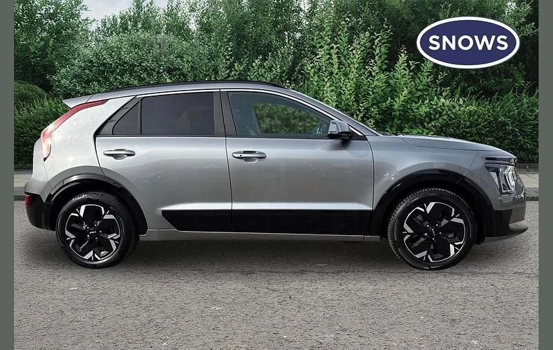 Used Kia e-Niro 147 kW (201 HP) 2023 Steel grey SUV