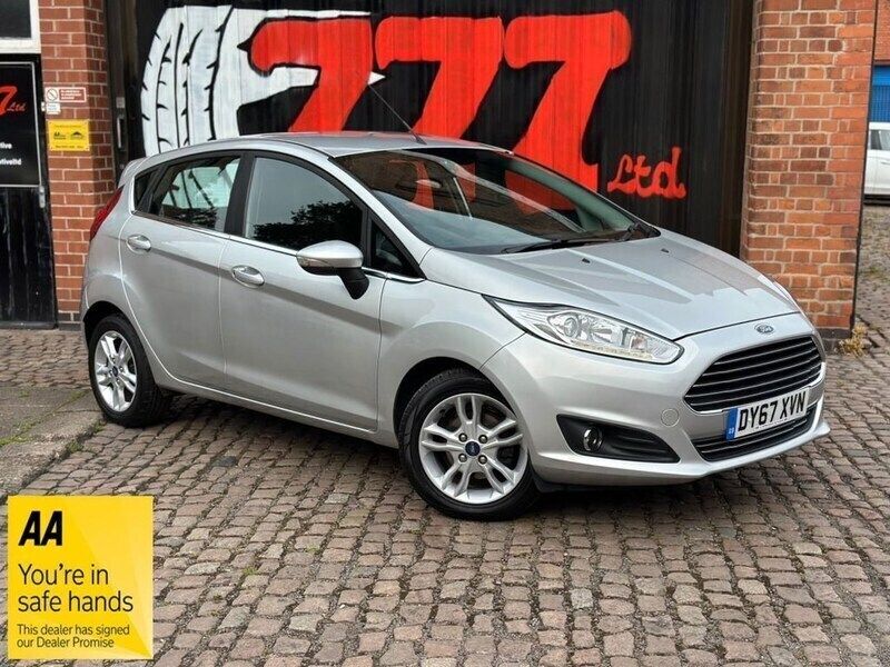 Silver Used 2017 Ford Fiesta Zetec Hatchback | £10,229 (Fair price) - Image 1/4