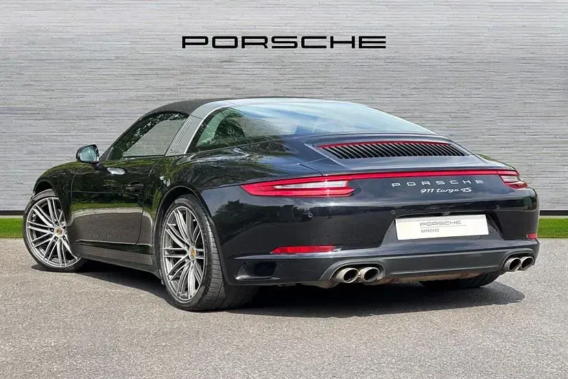 Used Porsche 911 420 HP (308 kW) 2016 Jet black Coupe