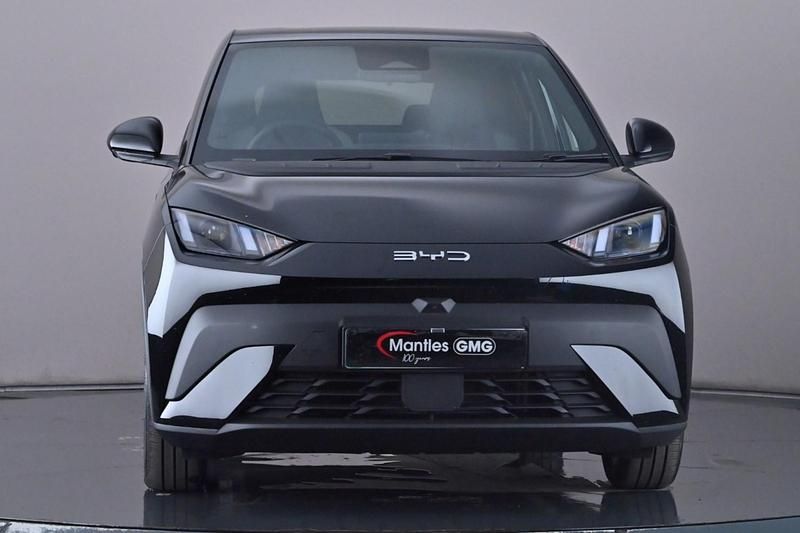 Used BYD Dolphin Comfort 114 kW (156 HP) 2025 Polar night black Hatchback