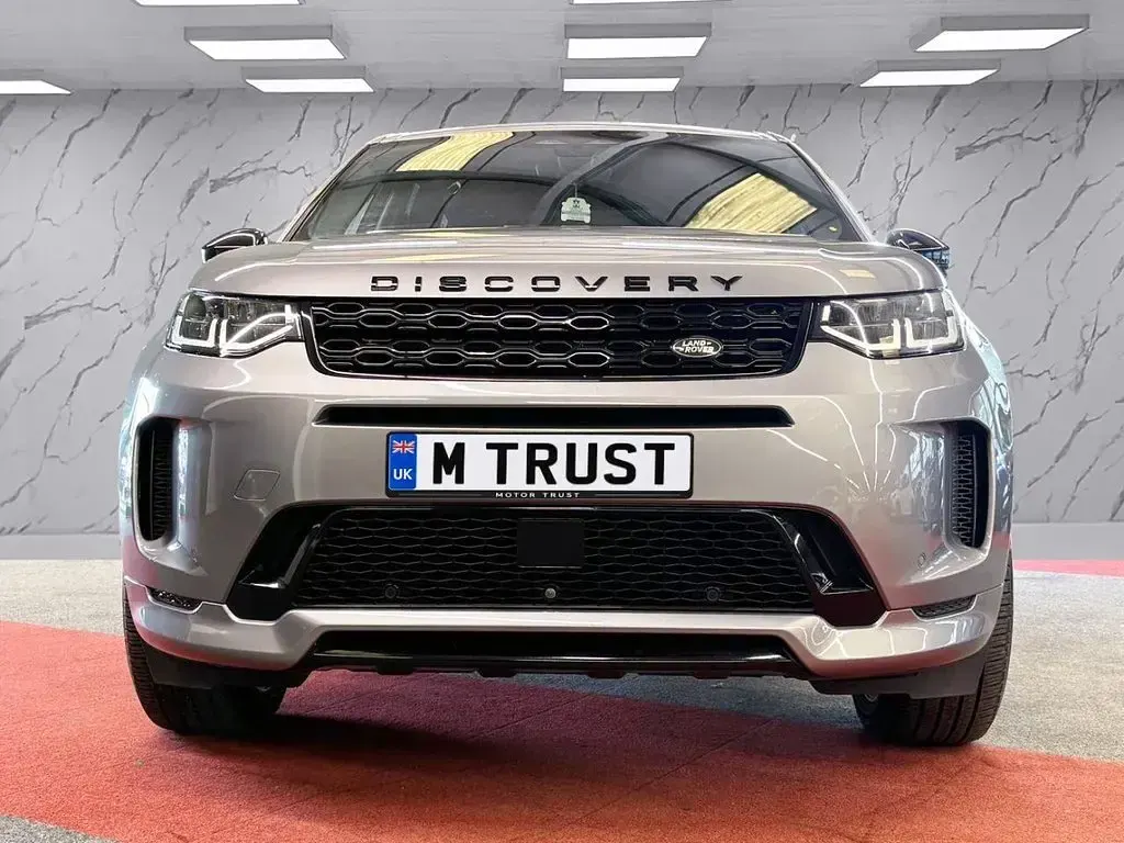 Used Land Rover Discovery 5 R-Dynamic 204 HP (150 kW) 2021 Grey SUV
