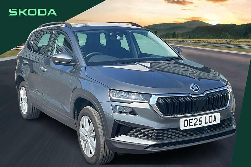 Grey Used 2025 Skoda Karoq SE Drive SUV | £23,499 (Fair price) - Image 1/4