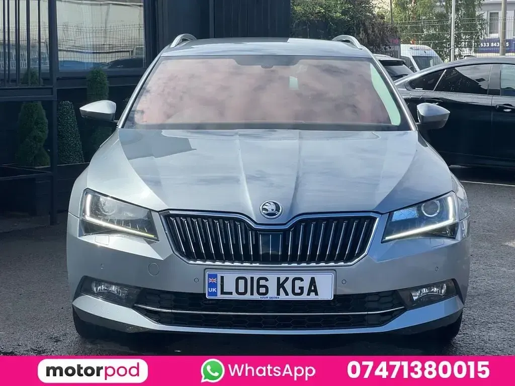 Used Skoda Superb SE L Executive 150 HP (110 kW) 2016 Grey Estate