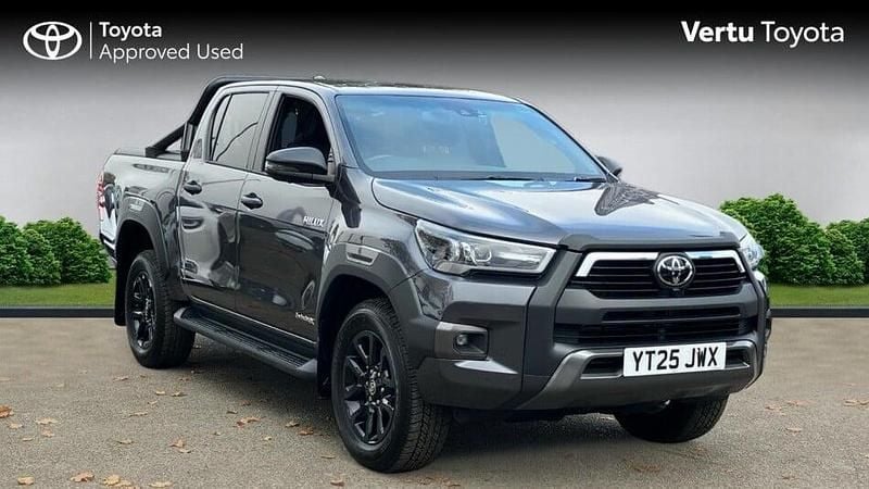 Used 2025 Toyota HiLux Pickup | £34,995 (Good price) - Image 1/3