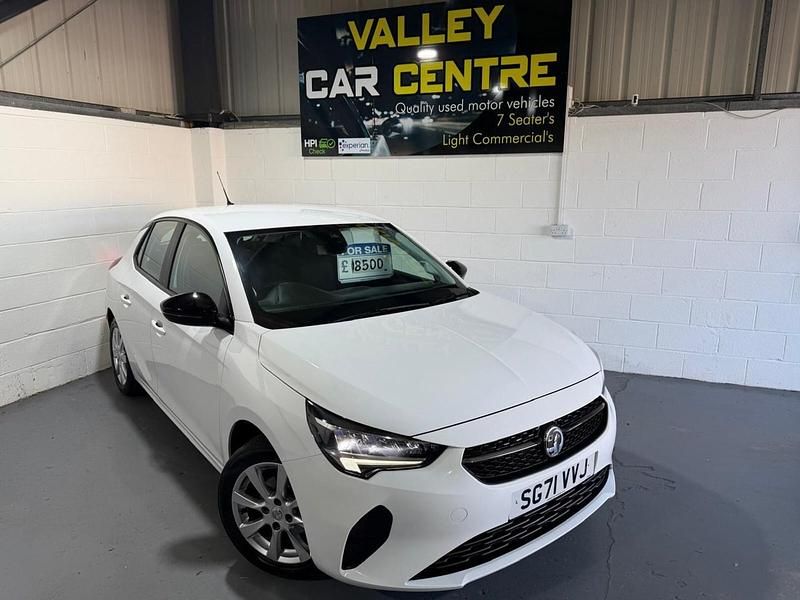 Used Vauxhall Corsa Edition 75 HP (55 kW) 2021 White Hatchback