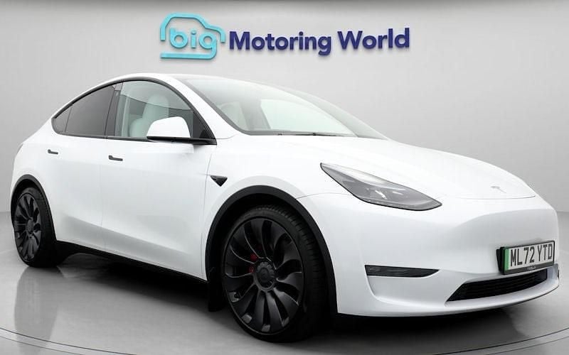 Used 2024 Tesla Model Y Performance SUV | £32,700 (Good price) - Image 1/4