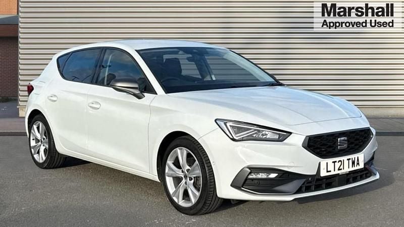 Used Seat Leon FR 150 HP (110 kW) 2021 White