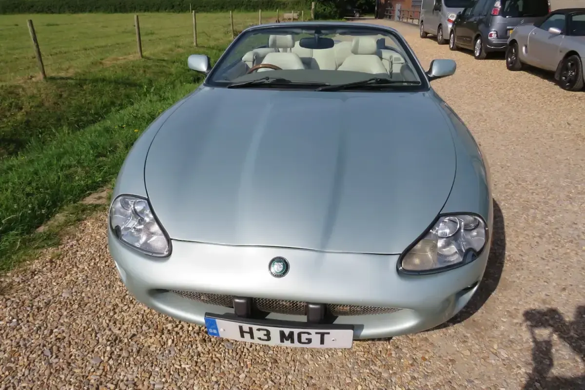 Used Jaguar XK8 290 HP (213 kW) 2001 Silver Cabriolet