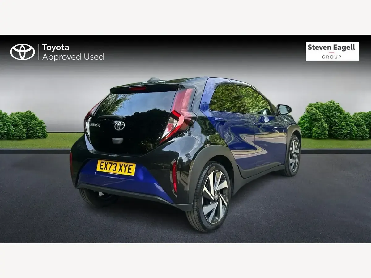 Used Toyota Aygo X 72 HP (52 kW) 2023 Blue SUV