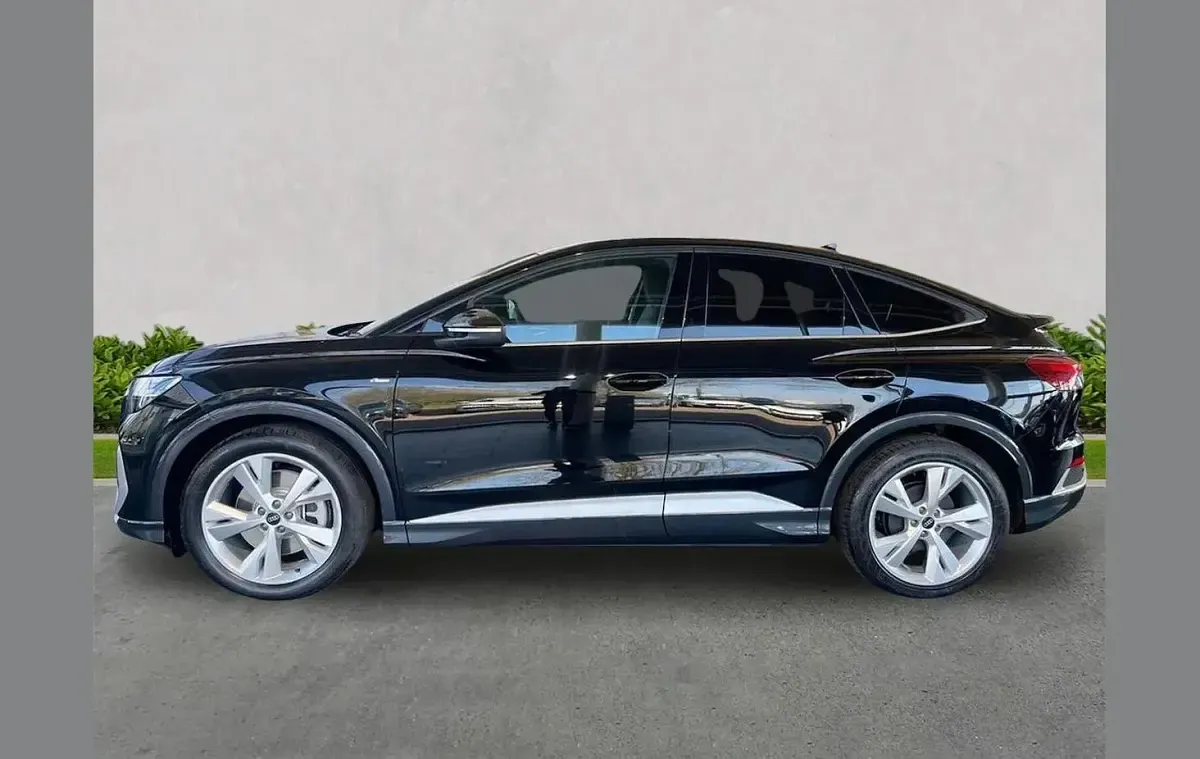 Ny Audi Q4 e-tron S-Line 206 kW (281 HK) 2025 Other SUV