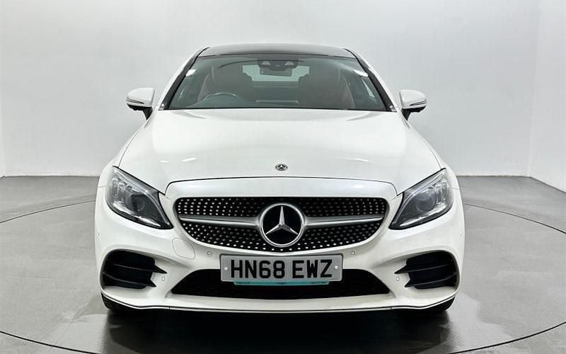 Used Mercedes C300 AMG Line Premium Plus 245 HP (180 kW) 2018 White Coupe