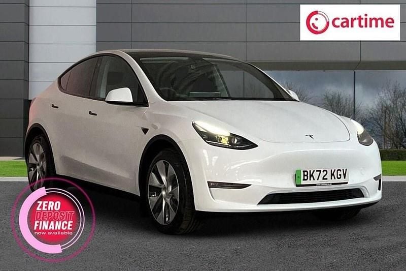 White Used 2022 Tesla Model Y Long Range SUV | £25,799 (Fair price) - Image 1/4