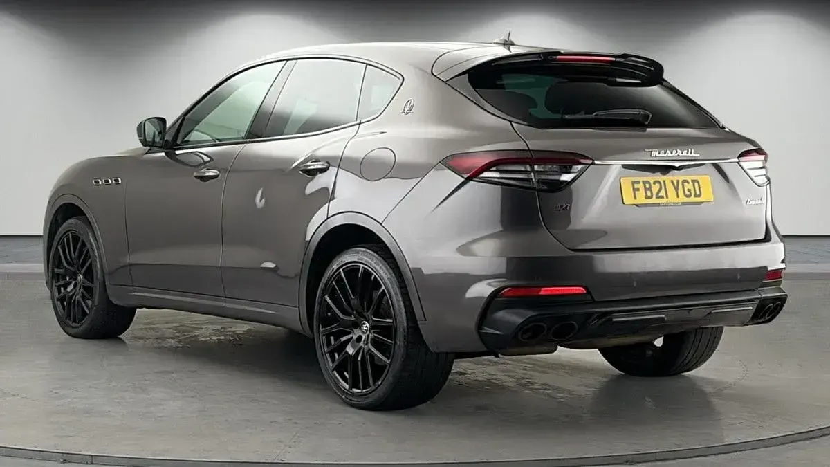Used Maserati Levante 350 HP (257 kW) 2021 Grey SUV