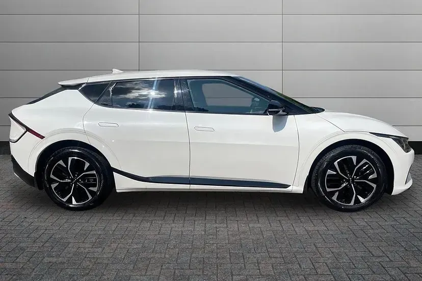 Used Kia EV6 GT-Line 235 kW (320 HP) 2024 White SUV