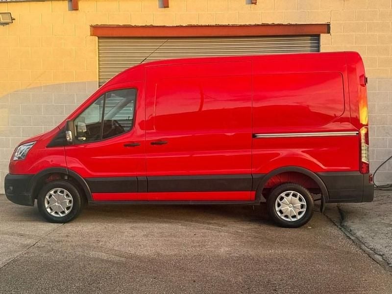 Used Ford Transit Trend 130 HP (95 kW) 2021 Red Van