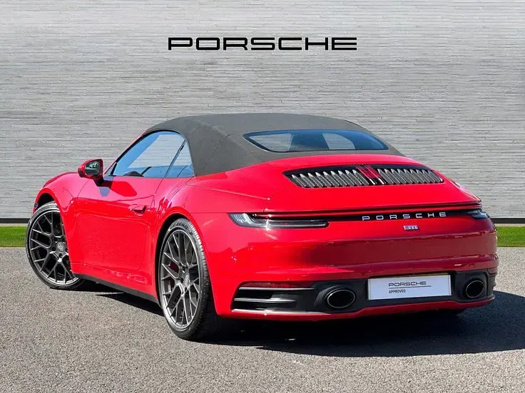 Used Porsche 992 444 HP (326 kW) 2019 Guards red Cabriolet