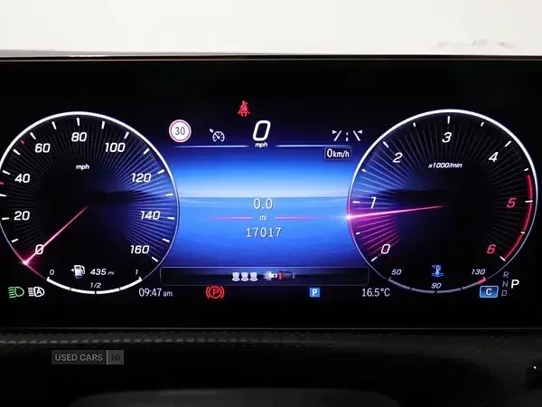 Usado Mercedes CLA220 AMG Line Premium Plus 190 HP (139 kW) 2025 Azul Sedan