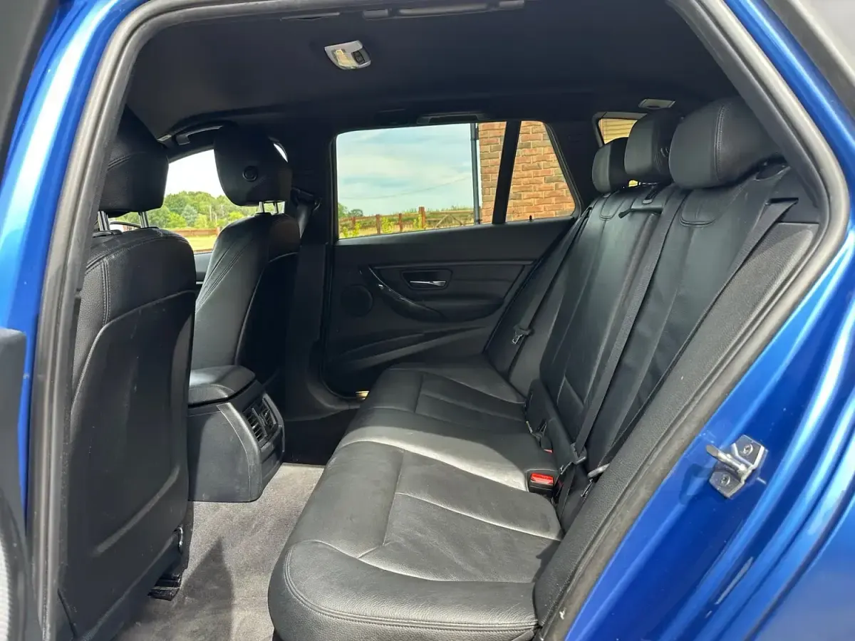 Used BMW 318 M Sport 2015 Blue Estate