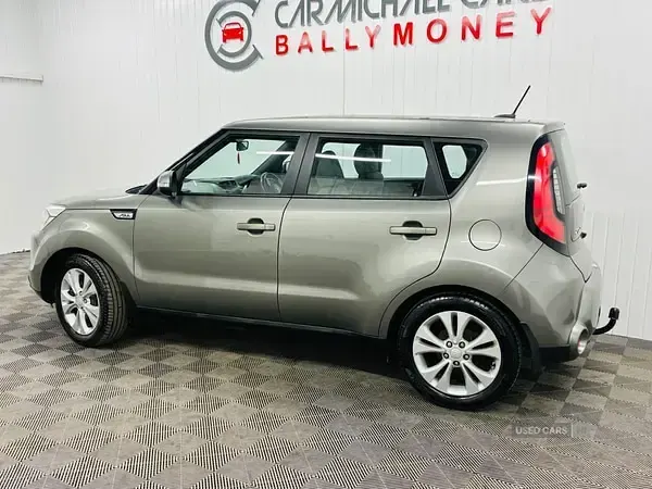 Used Kia Soul 130 HP (95 kW) 2015 Silver SUV