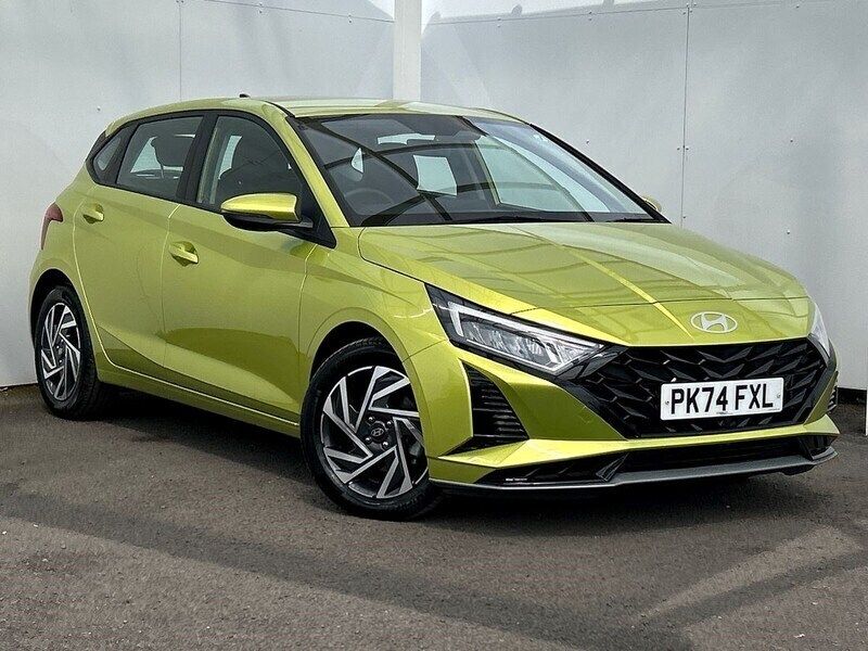 Yellow New 2024 Hyundai i20 Advanced Hatchback | £17,037 (A bit pricey) - Image 1/4