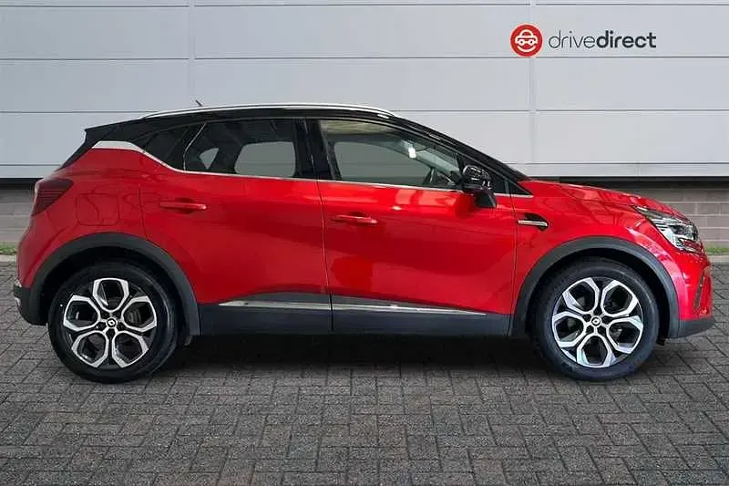 Used Renault Captur Techno 2023 Red/black SUV