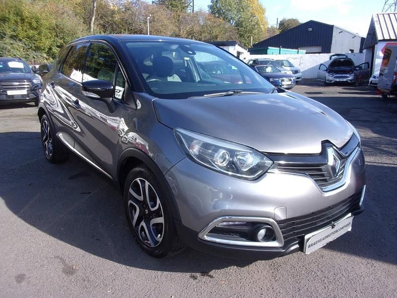 Grey Used 2014 Renault Captur Dynamique SUV | £2,975 (Super price) - Image 1/4