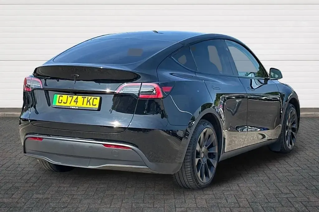Used Tesla Model Y RWD 254 kW (346 HP) 2024 Black SUV