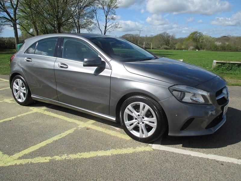 Used Mercedes A180 Executive 109 HP (80 kW) 2016 Grey Hatchback