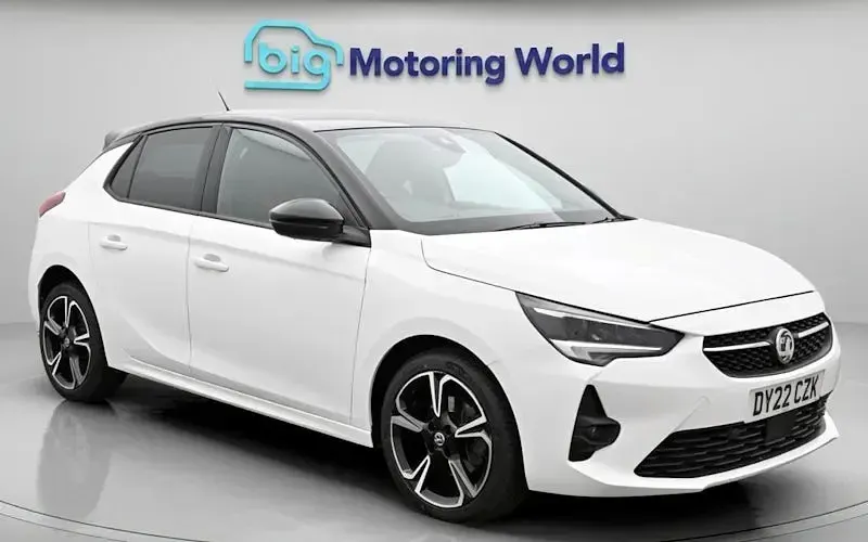 Second-hand Vauxhall Corsa Edition 131 CP (96 kW) 2022 Hatchback