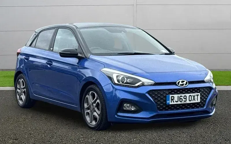 Used Hyundai i20 84 HP (61 kW) 2020 Hatchback