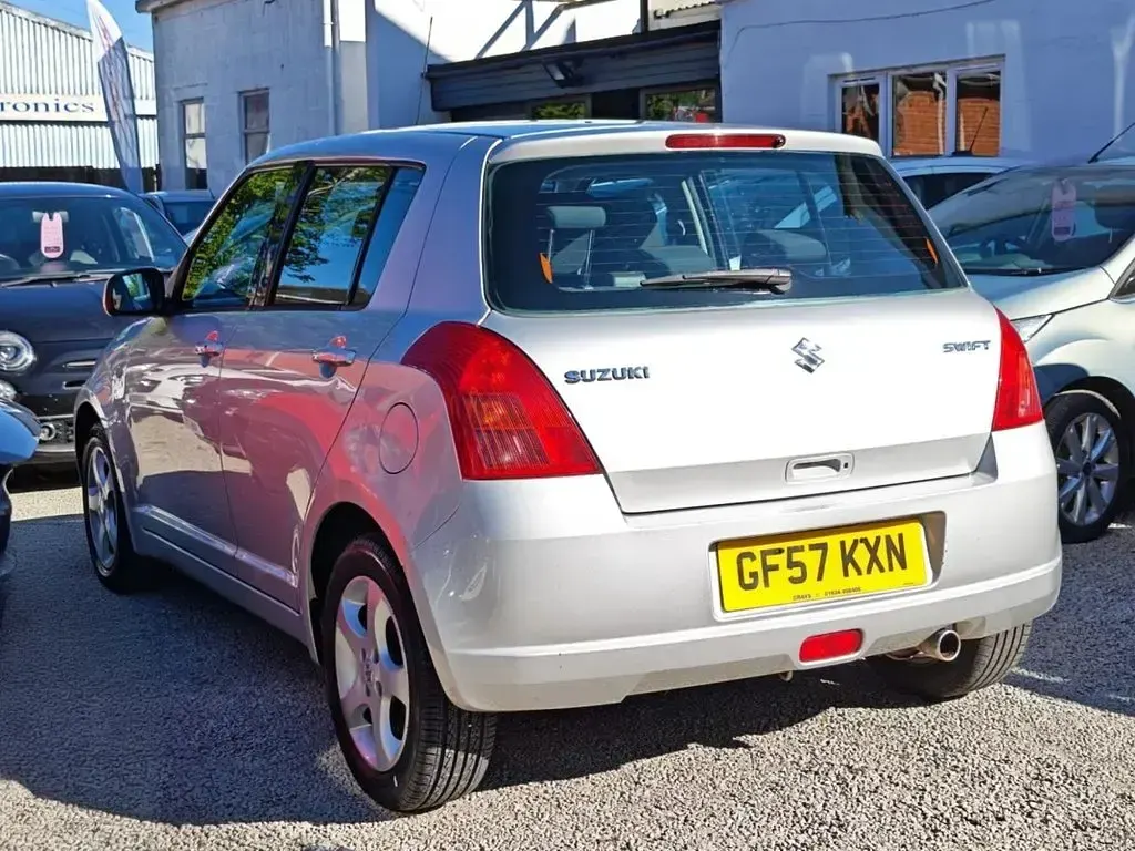 Used Suzuki Swift GLX 102 HP (75 kW) 2007 Silver Hatchback