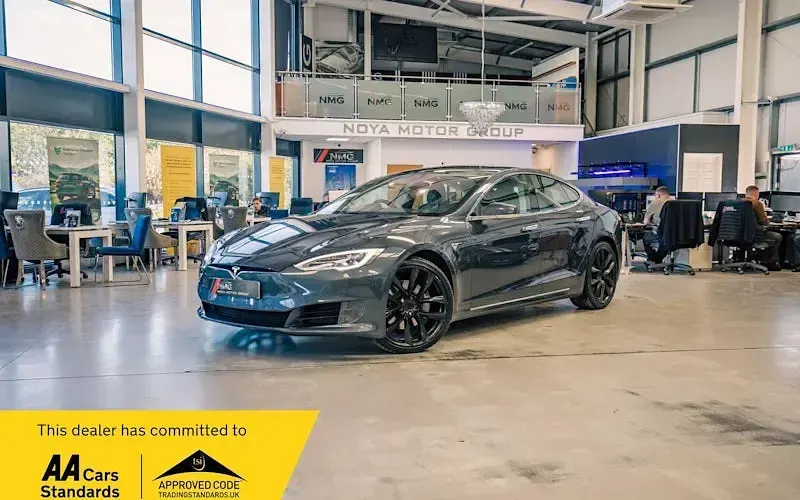 Used Tesla Model S Standard Range 241 kW (328 HP) 2019 Hatchback