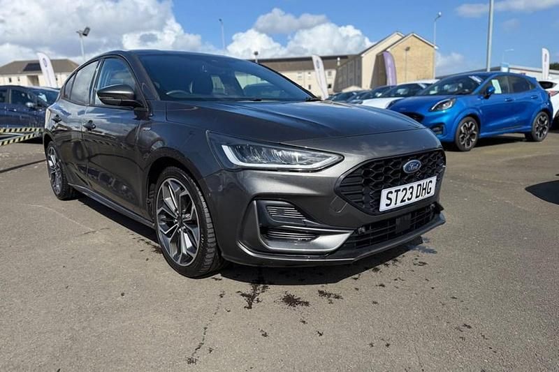 Used Ford Focus ST-Line X 125 HP (91 kW) 2023 Grey Hatchback