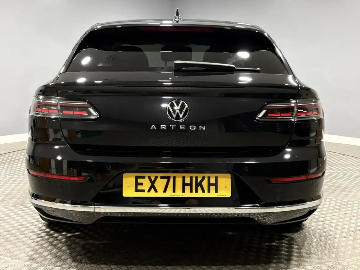 Used VW Arteon Elegance 147 HP (108 kW) 2021 Black Estate