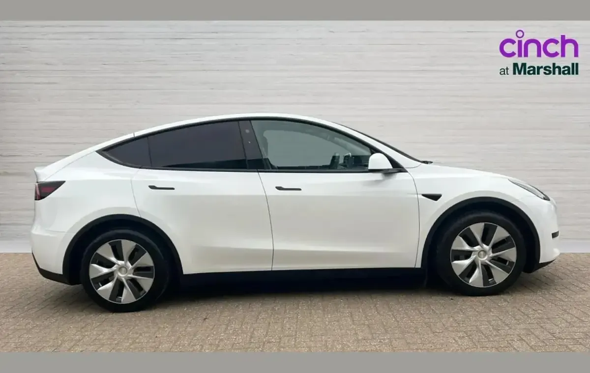 Used Tesla Model Y RWD 219 kW (299 HP) 2022 White SUV