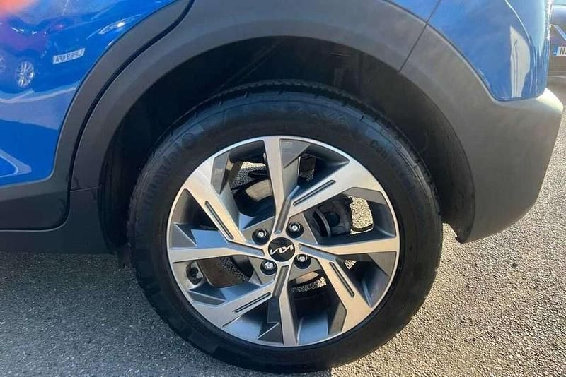 Used Kia Stonic GT-Line S 98 HP (72 kW) 2024 Blue SUV