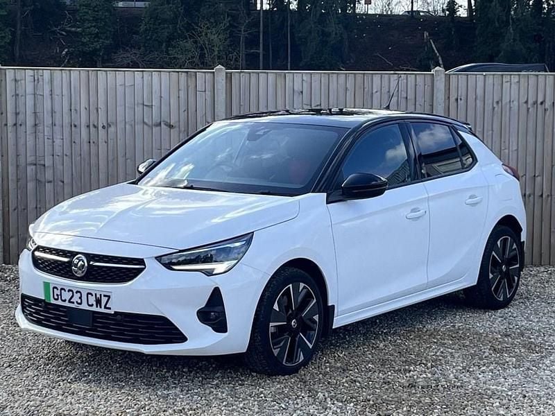Used Vauxhall Corsa-e 100 kW (136 HP) 2023 White Hatchback